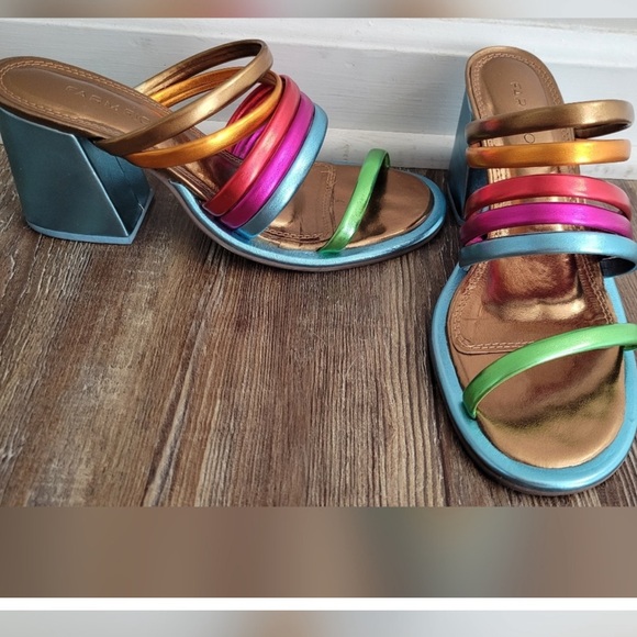 Farm Rio Luxury Rainbow Sandals - size 7 - Picture 7 of 8